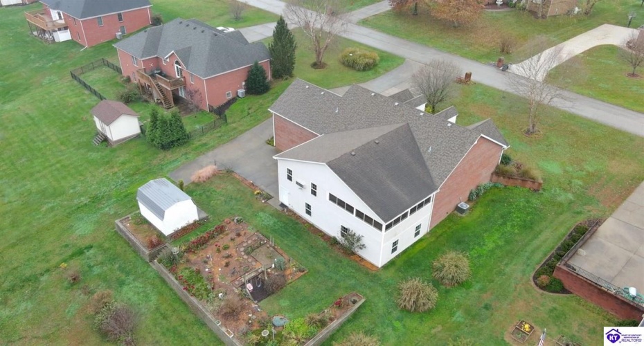 Creekside Drive, Coxs Creek, Kentucky 40013, ,3 BathroomsBathrooms,For Sale,Creekside Drive,HK24004423