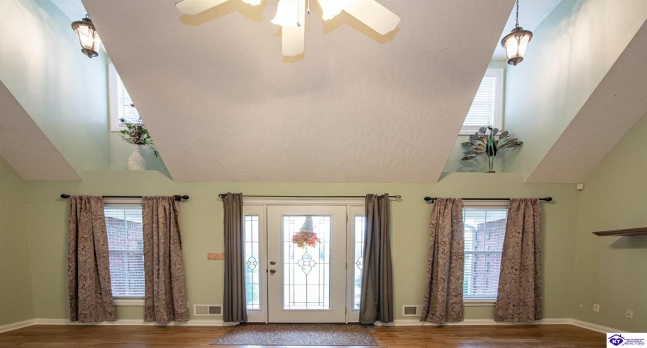 Creekside Drive, Coxs Creek, Kentucky 40013, ,3 BathroomsBathrooms,For Sale,Creekside Drive,HK24004423