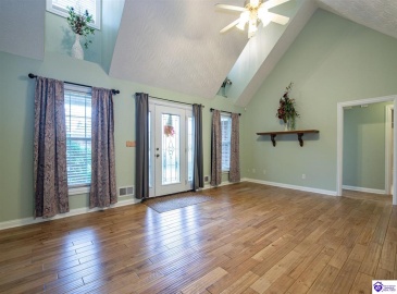 Creekside Drive, Coxs Creek, Kentucky 40013, ,3 BathroomsBathrooms,For Sale,Creekside Drive,HK24004423