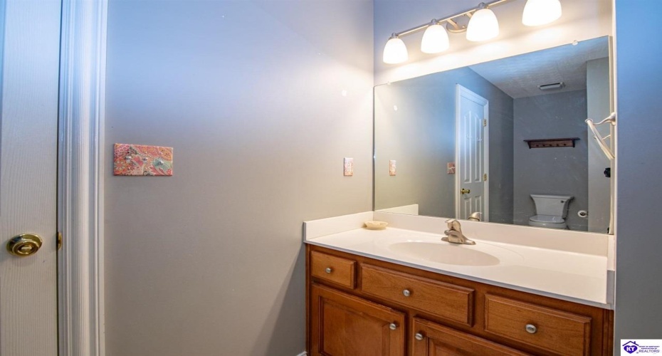 Creekside Drive, Coxs Creek, Kentucky 40013, ,3 BathroomsBathrooms,For Sale,Creekside Drive,HK24004423