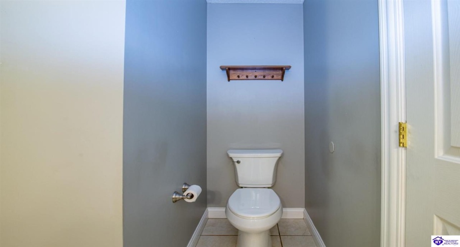 Creekside Drive, Coxs Creek, Kentucky 40013, ,3 BathroomsBathrooms,For Sale,Creekside Drive,HK24004423