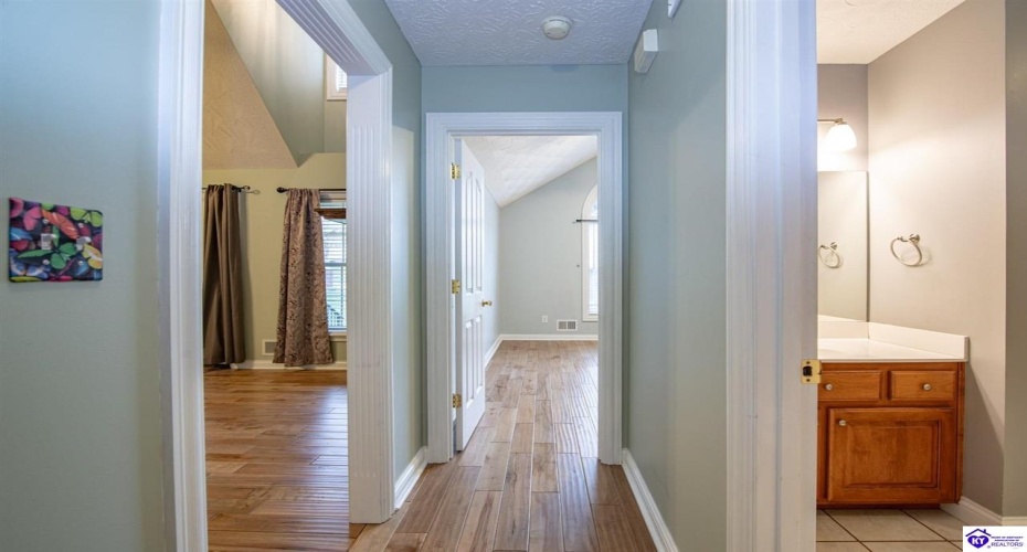 Creekside Drive, Coxs Creek, Kentucky 40013, ,3 BathroomsBathrooms,For Sale,Creekside Drive,HK24004423