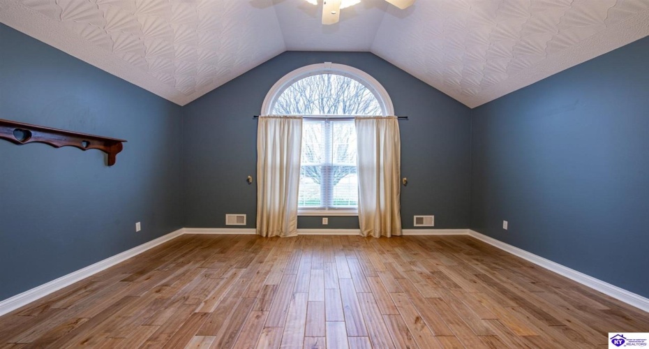 Creekside Drive, Coxs Creek, Kentucky 40013, ,3 BathroomsBathrooms,For Sale,Creekside Drive,HK24004423