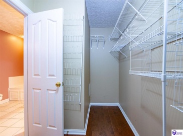 Creekside Drive, Coxs Creek, Kentucky 40013, ,3 BathroomsBathrooms,For Sale,Creekside Drive,HK24004423