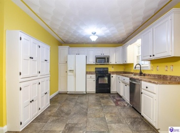 Creekside Drive, Coxs Creek, Kentucky 40013, ,3 BathroomsBathrooms,For Sale,Creekside Drive,HK24004423