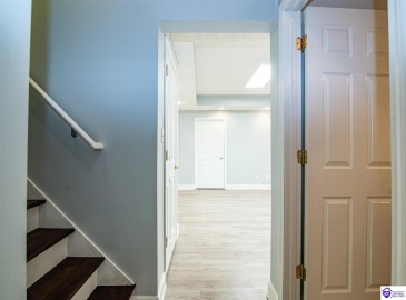 Creekside Drive, Coxs Creek, Kentucky 40013, ,3 BathroomsBathrooms,For Sale,Creekside Drive,HK24004423