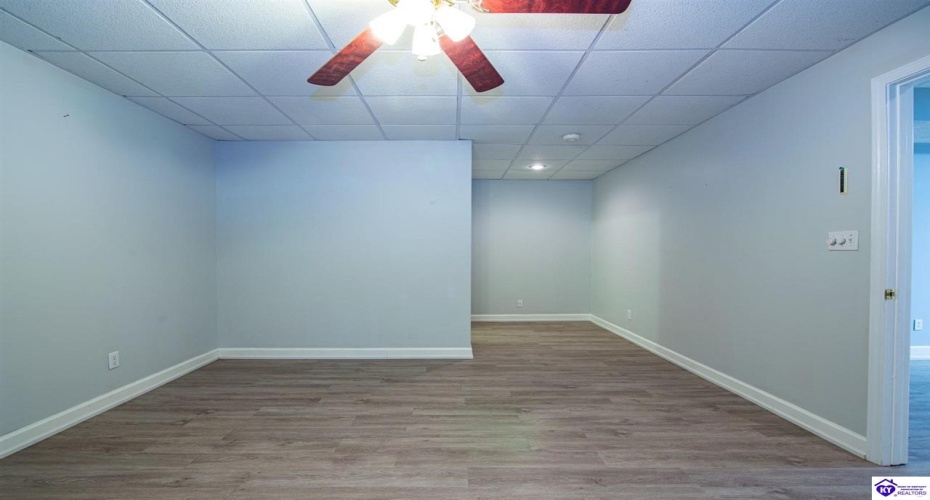 Creekside Drive, Coxs Creek, Kentucky 40013, ,3 BathroomsBathrooms,For Sale,Creekside Drive,HK24004423