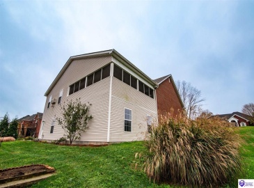 Creekside Drive, Coxs Creek, Kentucky 40013, ,3 BathroomsBathrooms,For Sale,Creekside Drive,HK24004423