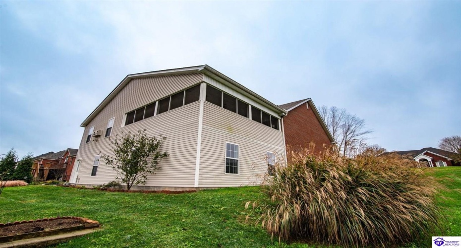 Creekside Drive, Coxs Creek, Kentucky 40013, ,3 BathroomsBathrooms,For Sale,Creekside Drive,HK24004423