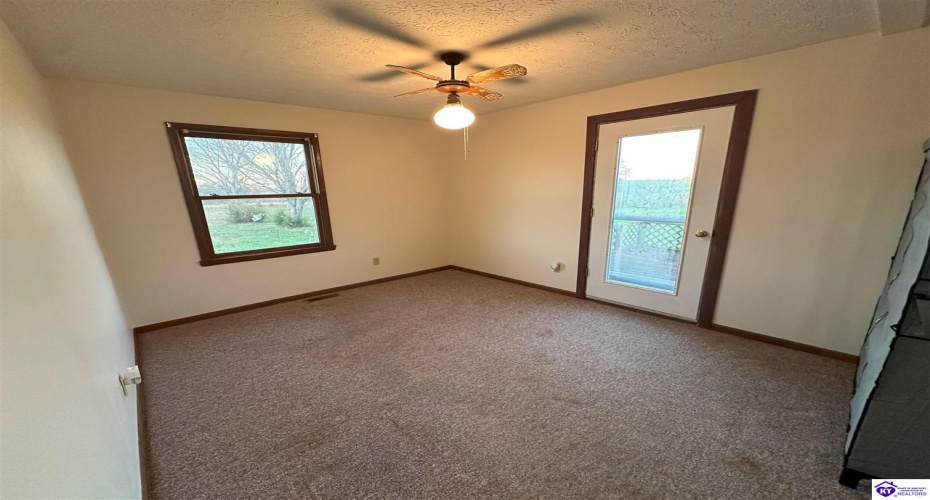 Highway 259, Leitchfield, Kentucky 42754, ,1 BathroomBathrooms,For Sale,Highway 259,HK24004424