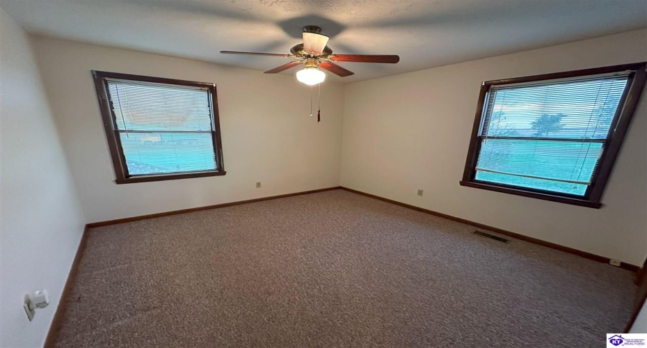 Highway 259, Leitchfield, Kentucky 42754, ,1 BathroomBathrooms,For Sale,Highway 259,HK24004424