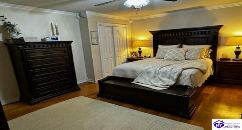 Autumn Way, Elizabethtown, Kentucky 42701, ,2 BathroomsBathrooms,For Sale,Autumn Way,HK24004428