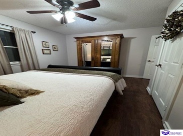 Autumn Way, Elizabethtown, Kentucky 42701, ,2 BathroomsBathrooms,For Sale,Autumn Way,HK24004428