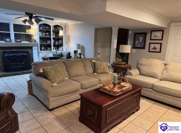 Autumn Way, Elizabethtown, Kentucky 42701, ,2 BathroomsBathrooms,For Sale,Autumn Way,HK24004428