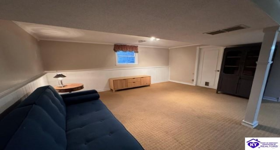 Autumn Way, Elizabethtown, Kentucky 42701, ,2 BathroomsBathrooms,For Sale,Autumn Way,HK24004428