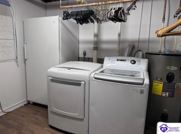 Autumn Way, Elizabethtown, Kentucky 42701, ,2 BathroomsBathrooms,For Sale,Autumn Way,HK24004428