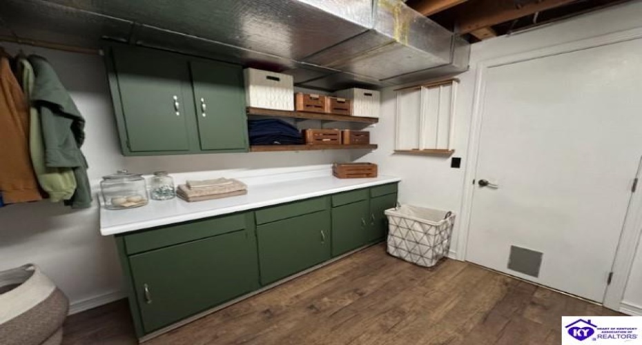 Autumn Way, Elizabethtown, Kentucky 42701, ,2 BathroomsBathrooms,For Sale,Autumn Way,HK24004428