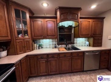 Autumn Way, Elizabethtown, Kentucky 42701, ,2 BathroomsBathrooms,For Sale,Autumn Way,HK24004428