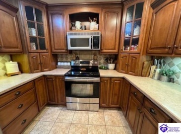 Autumn Way, Elizabethtown, Kentucky 42701, ,2 BathroomsBathrooms,For Sale,Autumn Way,HK24004428