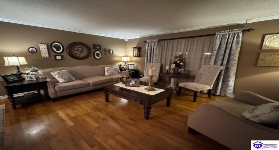 Autumn Way, Elizabethtown, Kentucky 42701, ,2 BathroomsBathrooms,For Sale,Autumn Way,HK24004428