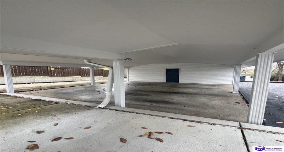 Sunrise Lane, Elizabethtown, Kentucky 42701, ,3 BathroomsBathrooms,For Sale,Sunrise Lane,HK24004429