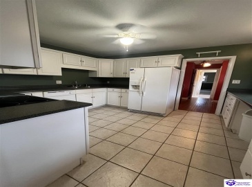 Sunrise Lane, Elizabethtown, Kentucky 42701, ,3 BathroomsBathrooms,For Sale,Sunrise Lane,HK24004429