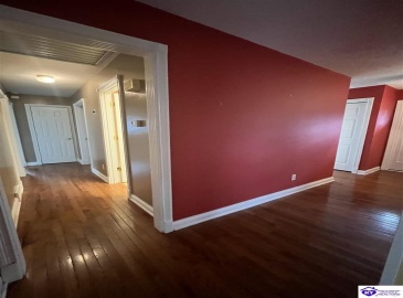 Sunrise Lane, Elizabethtown, Kentucky 42701, ,3 BathroomsBathrooms,For Sale,Sunrise Lane,HK24004429