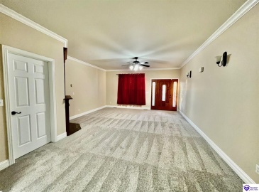 Tuscany Lane, Vine Grove, Kentucky 40175, ,3 BathroomsBathrooms,For Sale,Tuscany Lane,HK24004431