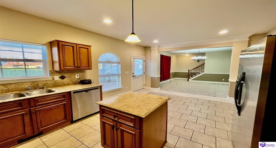 Tuscany Lane, Vine Grove, Kentucky 40175, ,3 BathroomsBathrooms,For Sale,Tuscany Lane,HK24004431