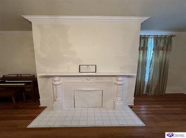 Main Street, Campbellsville, Kentucky 42718, ,3 BathroomsBathrooms,For Sale,Main Street,HK24004433