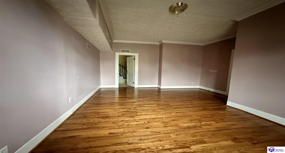 Main Street, Campbellsville, Kentucky 42718, ,3 BathroomsBathrooms,For Sale,Main Street,HK24004433