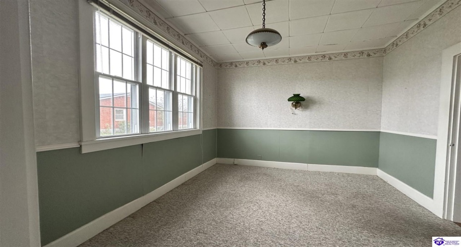 Main Street, Campbellsville, Kentucky 42718, ,3 BathroomsBathrooms,For Sale,Main Street,HK24004433