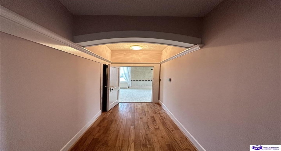 Main Street, Campbellsville, Kentucky 42718, ,3 BathroomsBathrooms,For Sale,Main Street,HK24004433