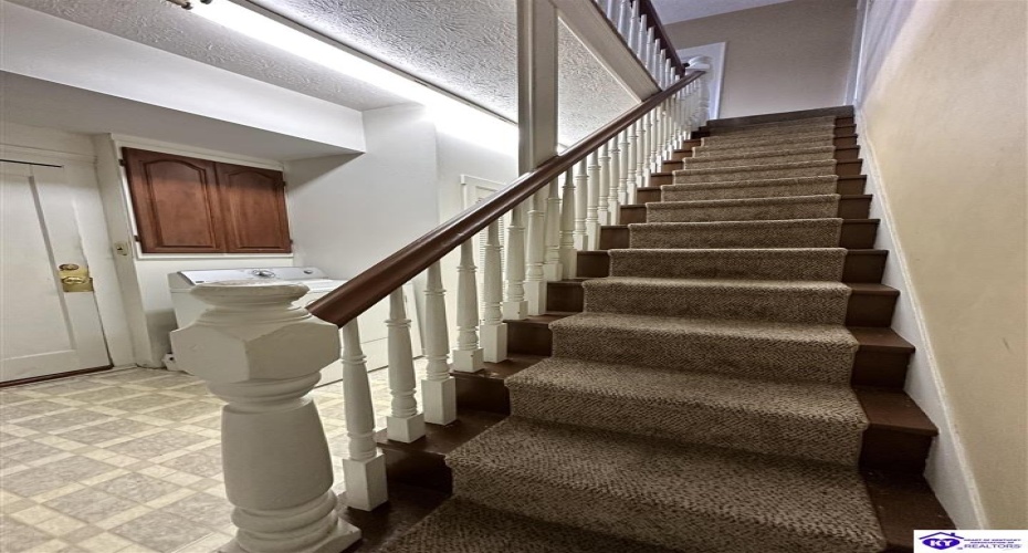 Main Street, Campbellsville, Kentucky 42718, ,3 BathroomsBathrooms,For Sale,Main Street,HK24004433