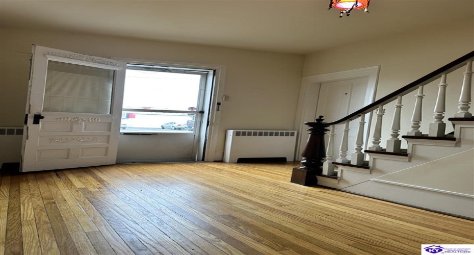 Main Street, Campbellsville, Kentucky 42718, ,3 BathroomsBathrooms,For Sale,Main Street,HK24004433