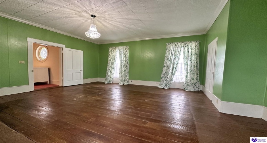 Main Street, Campbellsville, Kentucky 42718, ,3 BathroomsBathrooms,For Sale,Main Street,HK24004433