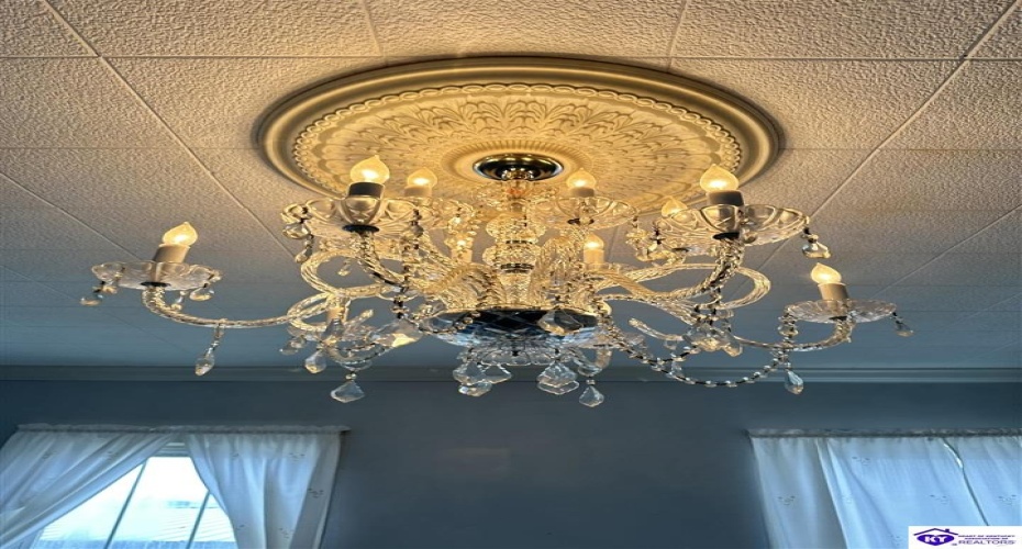 Main Street, Campbellsville, Kentucky 42718, ,3 BathroomsBathrooms,For Sale,Main Street,HK24004433