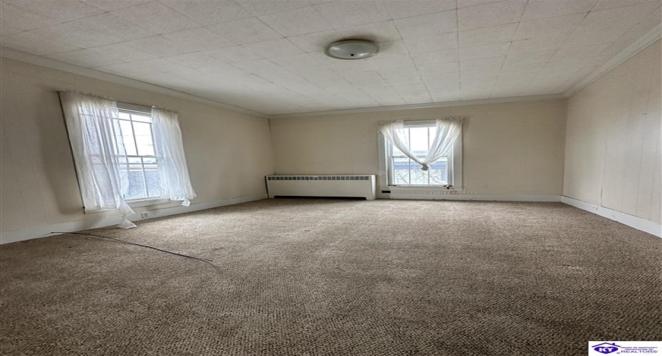 Main Street, Campbellsville, Kentucky 42718, ,3 BathroomsBathrooms,For Sale,Main Street,HK24004433