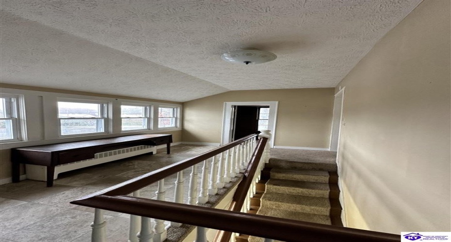 Main Street, Campbellsville, Kentucky 42718, ,3 BathroomsBathrooms,For Sale,Main Street,HK24004433