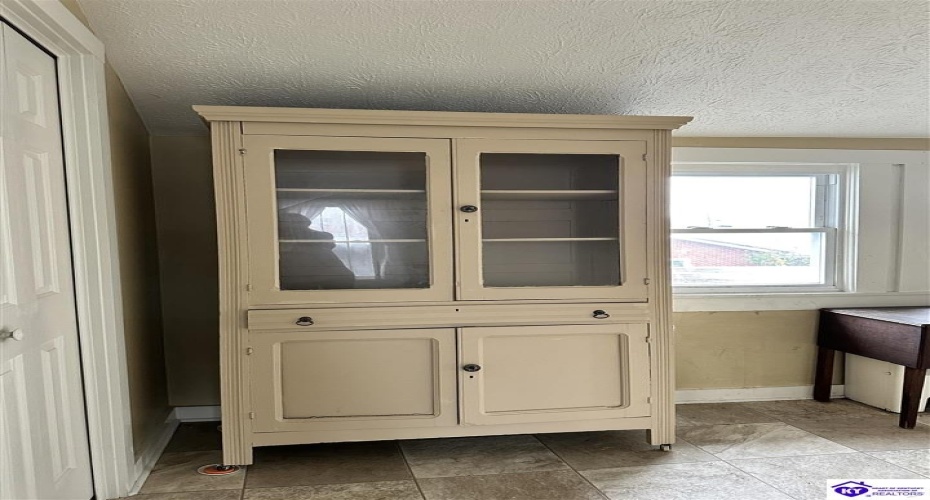 Main Street, Campbellsville, Kentucky 42718, ,3 BathroomsBathrooms,For Sale,Main Street,HK24004433