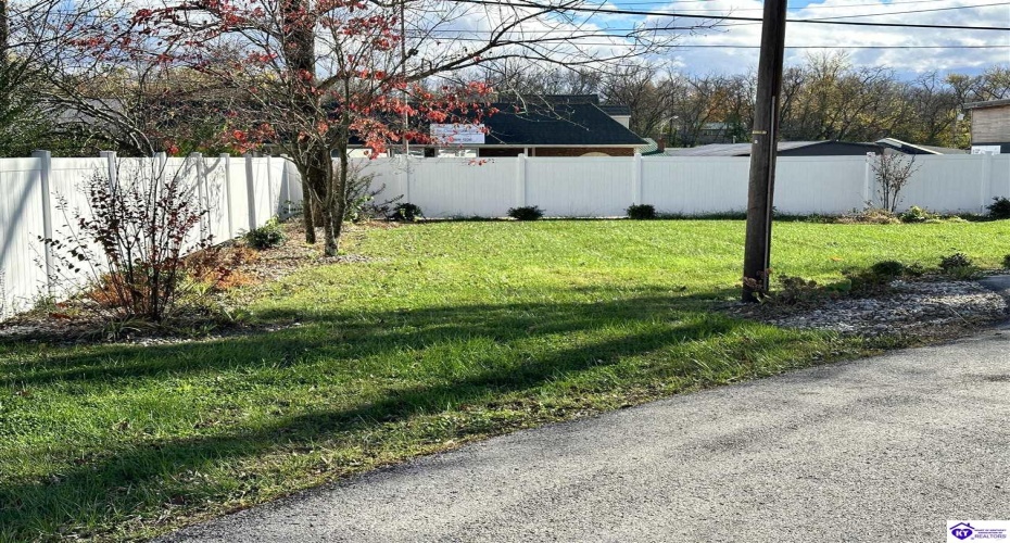 Main Street, Campbellsville, Kentucky 42718, ,3 BathroomsBathrooms,For Sale,Main Street,HK24004433