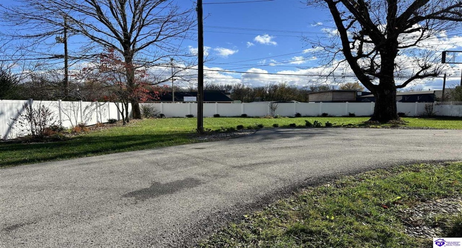 Main Street, Campbellsville, Kentucky 42718, ,3 BathroomsBathrooms,For Sale,Main Street,HK24004433