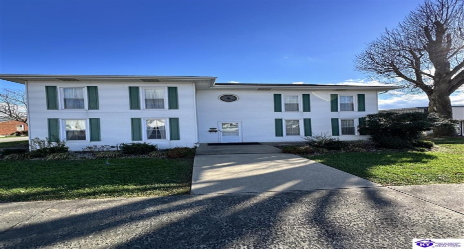 Main Street, Campbellsville, Kentucky 42718, ,3 BathroomsBathrooms,For Sale,Main Street,HK24004433