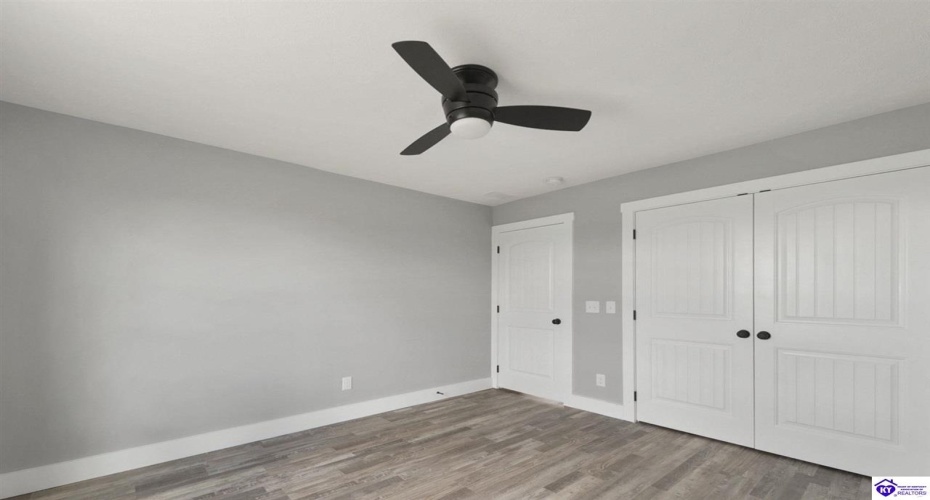 Smiths Grove Scottsville Road, Oakland, Kentucky 42159, ,2 BathroomsBathrooms,For Sale,Smiths Grove Scottsville Road,HK24004436