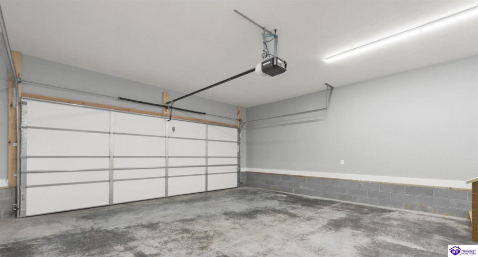 Smiths Grove Scottsville Road, Oakland, Kentucky 42159, ,2 BathroomsBathrooms,For Sale,Smiths Grove Scottsville Road,HK24004436
