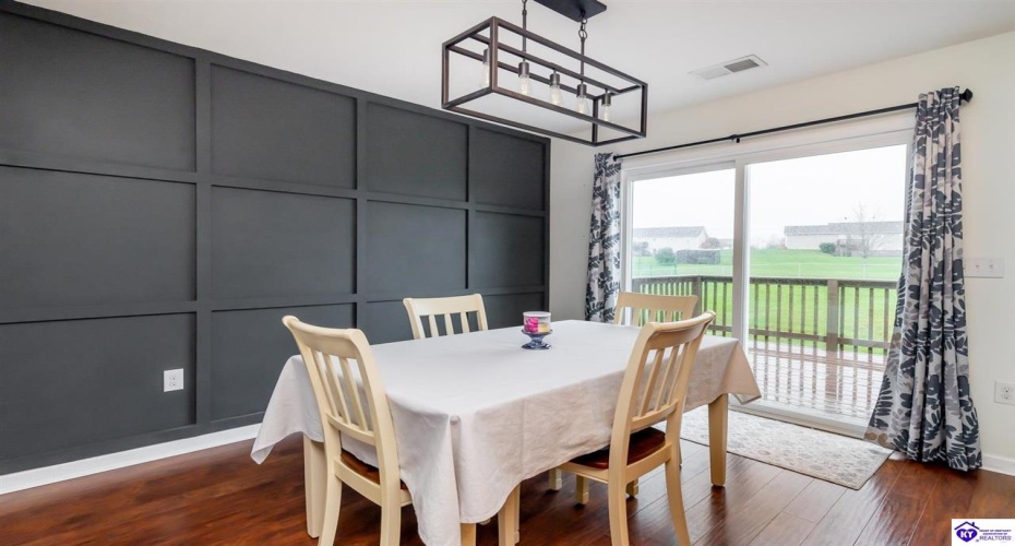 Blanket Court, Elizabethtown, Kentucky 42701, ,2 BathroomsBathrooms,For Sale,Blanket Court,HK24004437