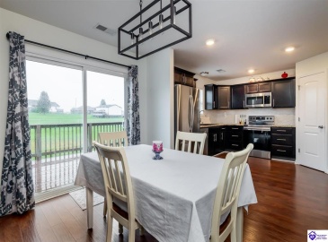 Blanket Court, Elizabethtown, Kentucky 42701, ,2 BathroomsBathrooms,For Sale,Blanket Court,HK24004437