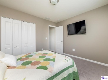 Blanket Court, Elizabethtown, Kentucky 42701, ,2 BathroomsBathrooms,For Sale,Blanket Court,HK24004437