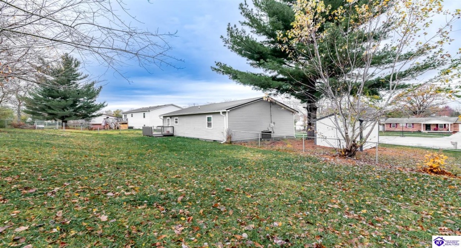 Morninglory Ct, Radcliff, Kentucky 40160, ,2 BathroomsBathrooms,For Sale,Morninglory Ct,HK24004438