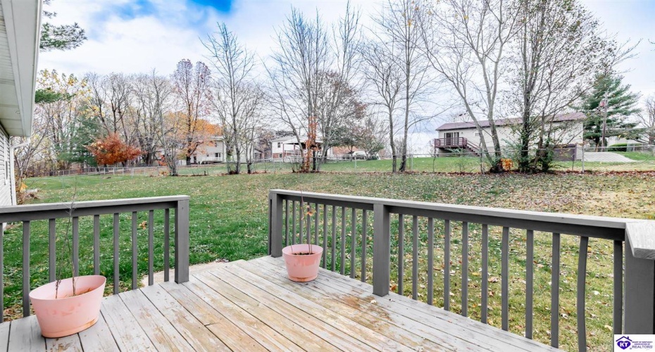 Morninglory Ct, Radcliff, Kentucky 40160, ,2 BathroomsBathrooms,For Sale,Morninglory Ct,HK24004438